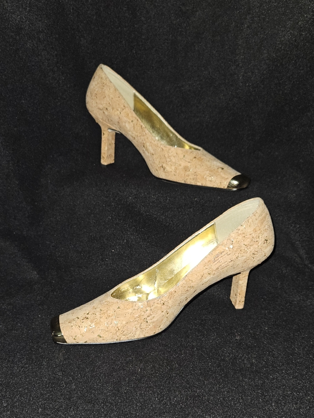 J.Renee Kanan Tan Cork Pump with Metallic Cap Toe - Size 8.5M